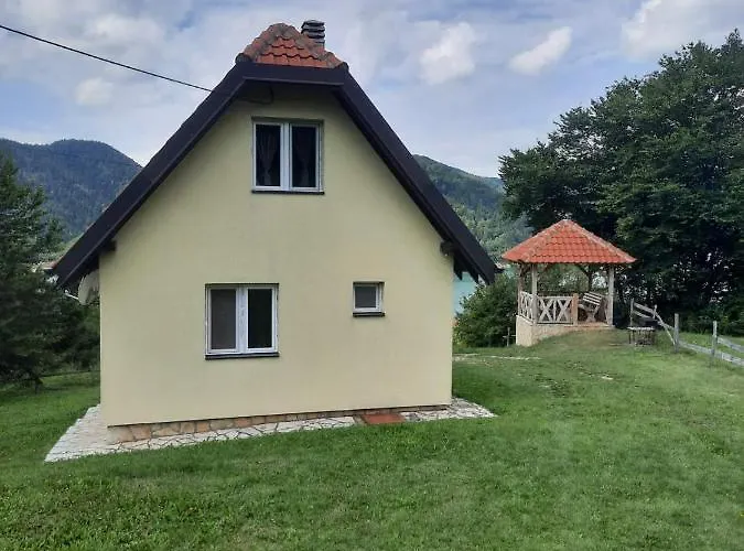 Kucica Na Tari