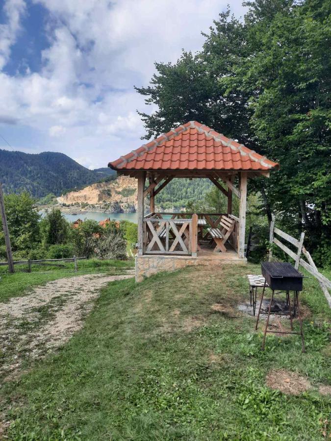 Holiday home Kucica Na Tari *